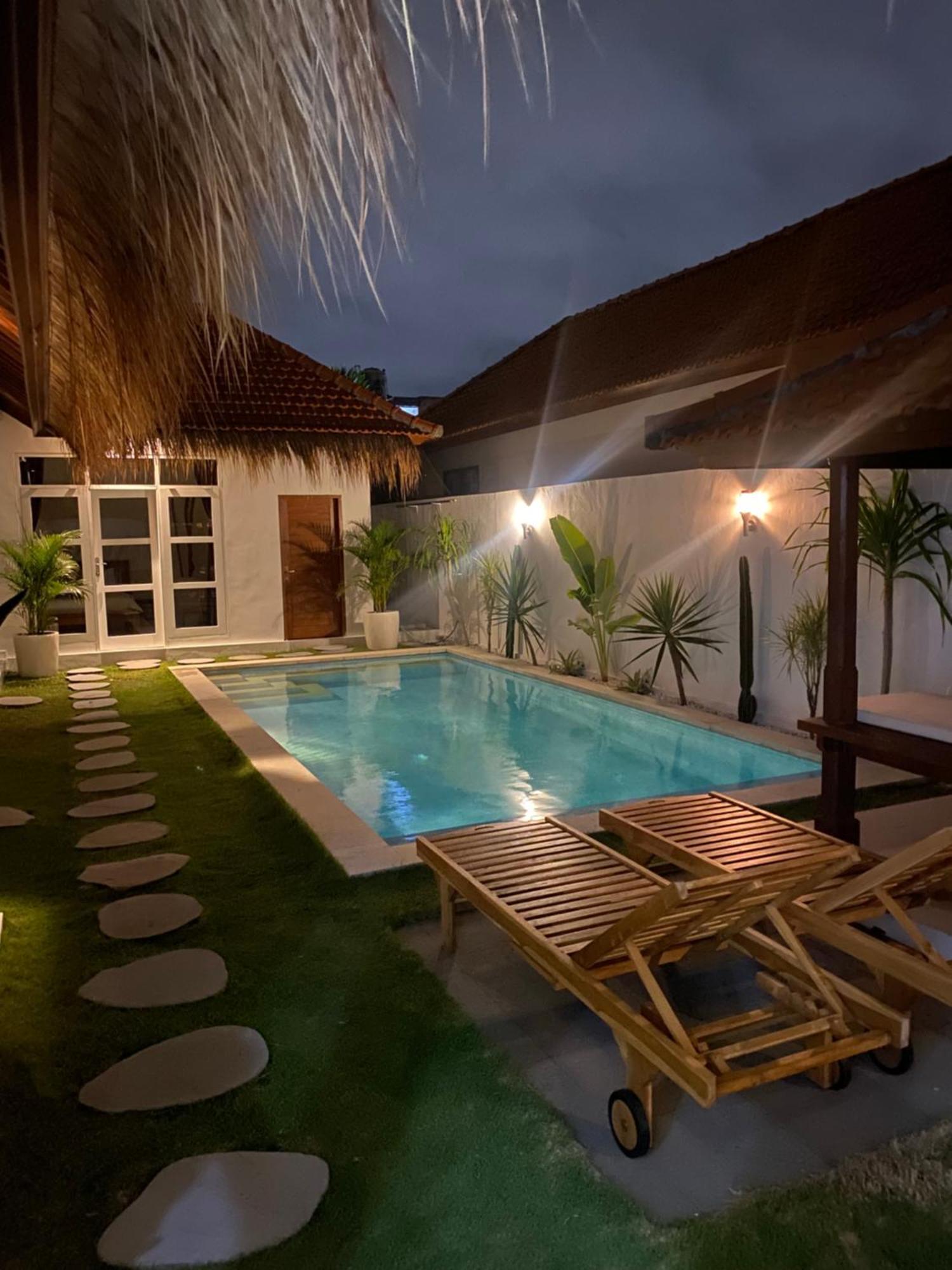 Villa Jimmy Seminyak Zewnętrze zdjęcie